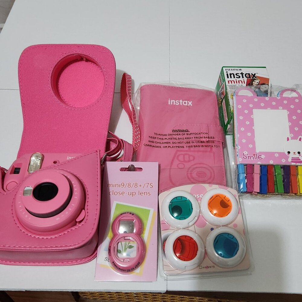 Pink Fujifilm Instax Mini 9 35mm Film Camera Bundle